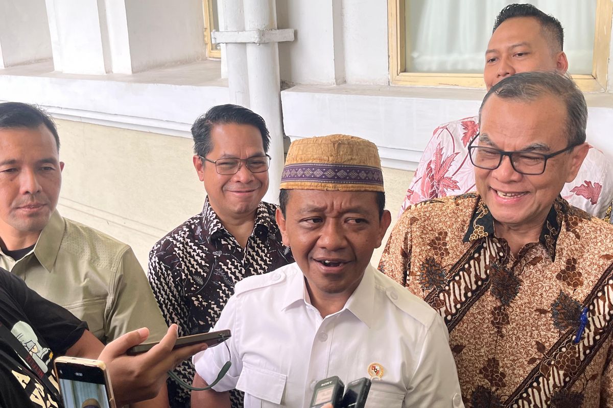 Bahlil Targetkan Impor Minyak Rusia Masuk April 2026, LPG Masih Difinalisasi